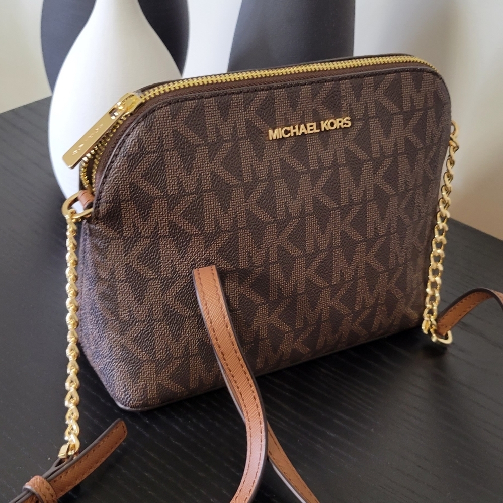 Michael Kors crossbody bag